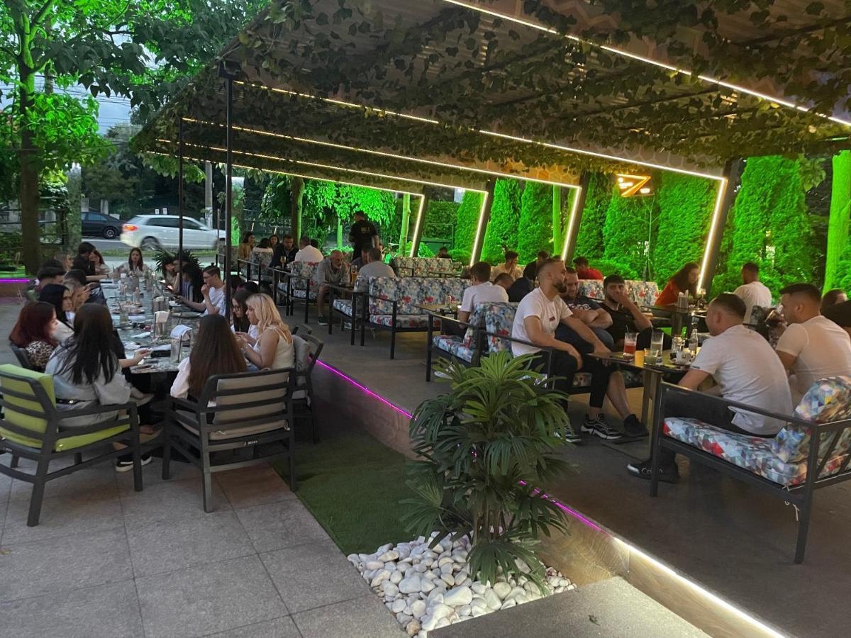 Hotel Best Ploiesti Exterior photo